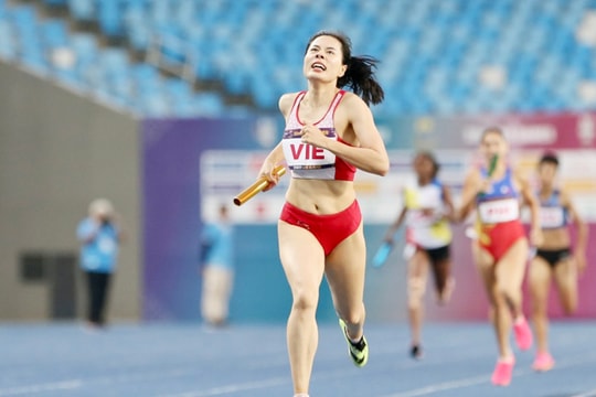 Điền kinh nữ Việt Nam giành huy chương vàng 4x400m châu Á 2023