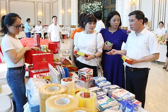 Tổ chức trang trọng, an toàn Giải bóng đá Doanh nhân trẻ toàn quốc