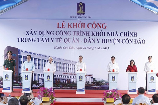 Chủ tịch nước dự lễ khởi công và khánh thành hai công trình ở Côn Đảo