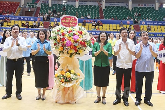 [Video] Hơn 600 cầu thủ tham gia Giải thể thao trong công chức, viên chức, người lao động Hải Dương