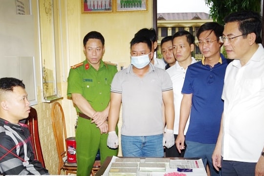 Bắt giữ kẻ vận chuyển 5 bánh heroin từ Điện Biên về Hà Nam tiêu thụ
