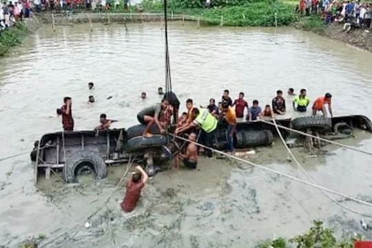 Tai nạn giao thông nghiêm trọng ở Bangladesh khiến 17 người thiệt mạng