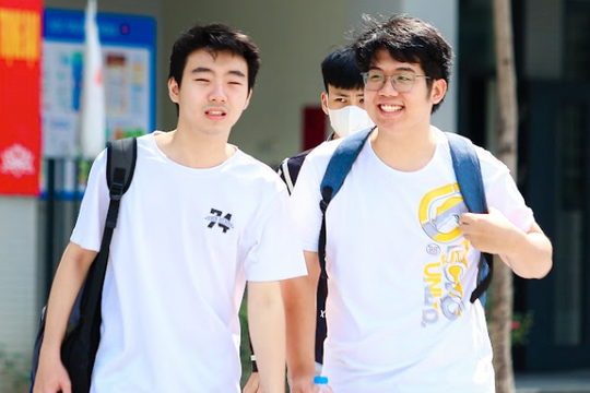 Tỉ lệ thí sinh đăng ký xét tuyển đại học thấp, Bộ Giáo dục và Đào tạo nói gì?