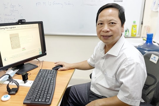 Nhà khoa học Việt dùng AI dịch chữ Nôm sang chữ Quốc ngữ