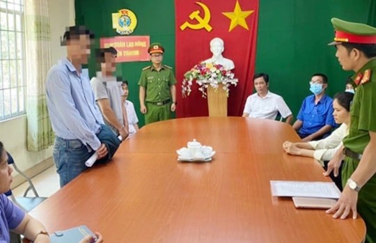 Bắt giam Giám đốc và phó Giám đốc trung tâm đăng kiểm ở Quảng Ngãi