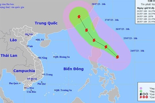 Bão Doksuri có khả năng mạnh lên ở mức siêu bão, biển động dữ dội