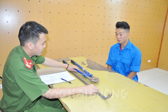 Mới ra tù hơn 1 tháng, lại liên tục lấy trộm của nhà chùa