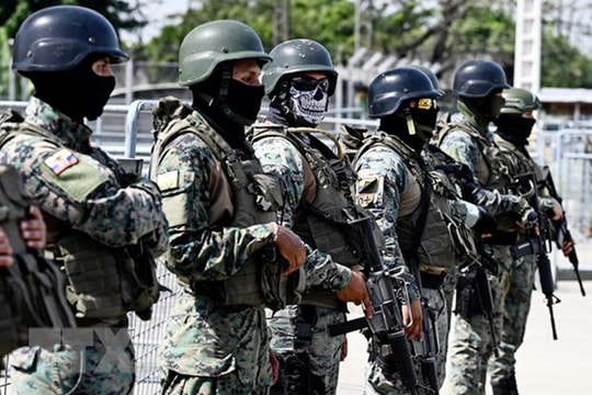 Ecuador điều 2.700 binh sĩ trấn áp vụ bạo loạn tại nhà tù Guayas 1