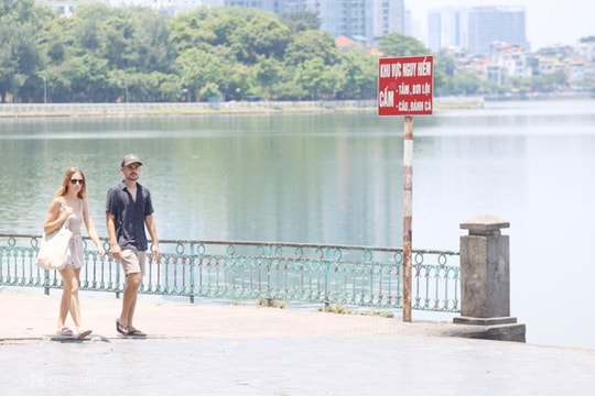 Siêu bão Doksuri làm tăng nắng nóng ở miền Bắc