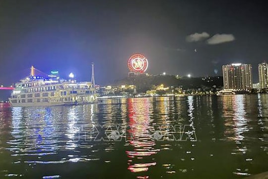 Quảng Ninh đề xuất đưa "Phố đêm du thuyền" ra khỏi danh sách sản phẩm du lịch mới