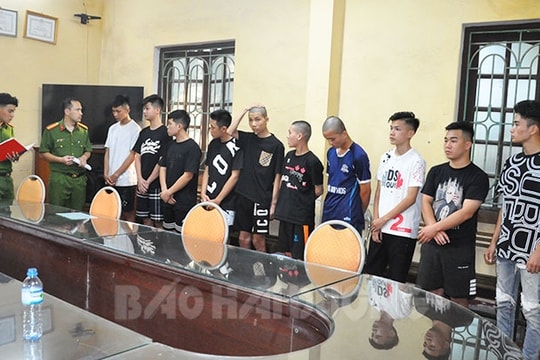 Bắt tiếp 10 đối tượng trong vụ gây rối trật tự công cộng bằng tuýp sắt, đinh ba ở TP Hải Dương
