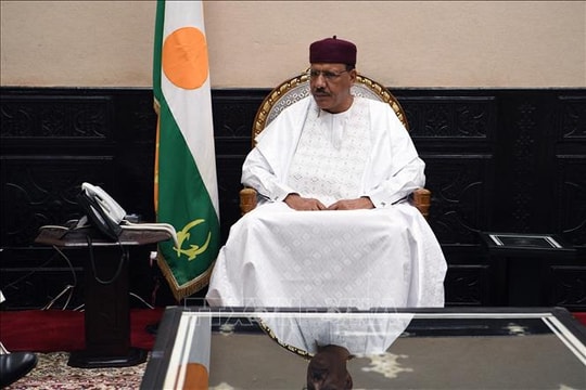 Quân đội Niger tuyên bố phế truất Tổng thống Bazoum