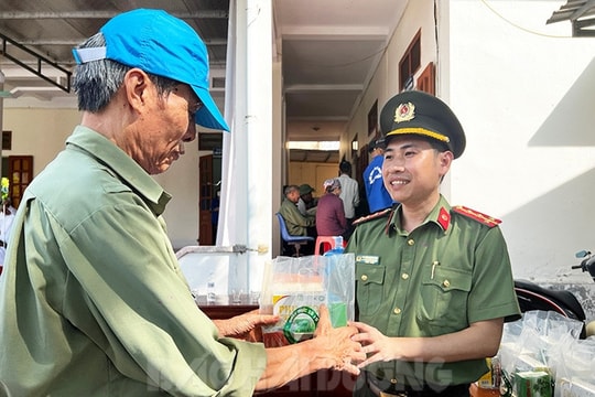 Đấu tranh loại bỏ luận điệu xuyên tạc của những kẻ vô ơn, bạc nghĩa