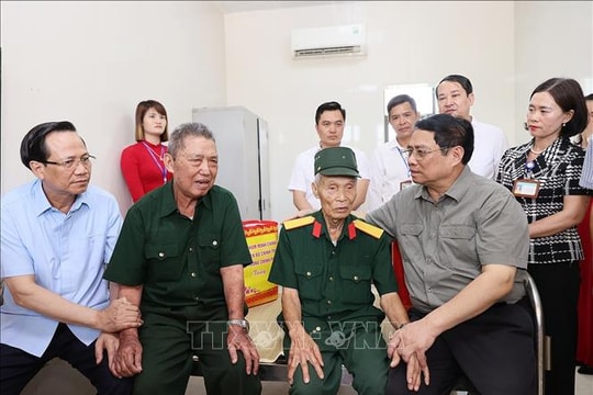Chăm sóc thương binh, bệnh binh, người có công như chăm sóc người thân