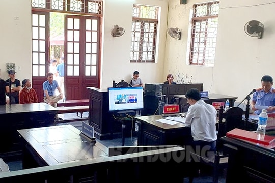 Nhân viên giao hàng trả giá đắt  vì chiếm đoạt tiền công ty