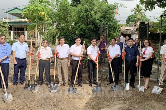Hội Nông dân TP Chí Linh hỗ trợ xây"mái ấm nông dân" cho hội viên nghèo