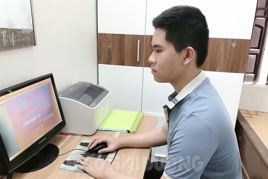 Thủ khoa khối A, A1, B của Hải Dương nộp lệ phí xét tuyển đại học trực tuyến thành công