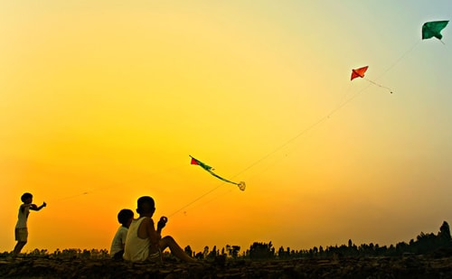 Xôn xao cùng mùa hè tuổi thơ