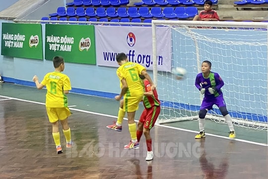 [Video] Bị lội ngược dòng với kịch bản không tưởng, U11 Hải Dương nhìn đối thủ vào chung kết