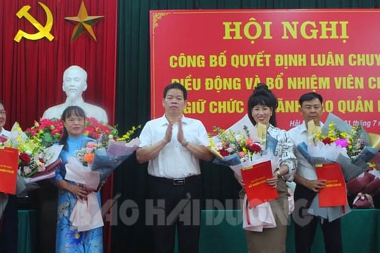 Luân chuyển 32 hiệu trưởng, phó hiệu trưởng các trường THPT