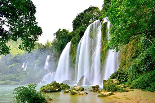 Non nước Cao Bằng