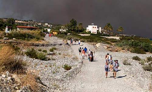 Hy Lạp đền bù các kỳ nghỉ miễn phí cho du khách sau vụ cháy rừng