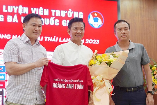 Huấn luyện viên Hoàng Anh Tuấn dẫn dắt Đội tuyển U23 Việt Nam tại Giải Đông Nam Á