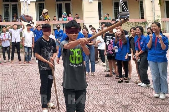 Sôi nổi hội trại hè truyền thống