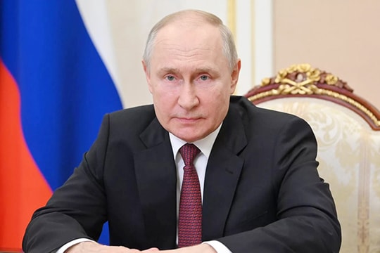 Tổng thống Putin trình dự luật điều chỉnh thông báo thiết quân luật cho các tổ chức quốc tế