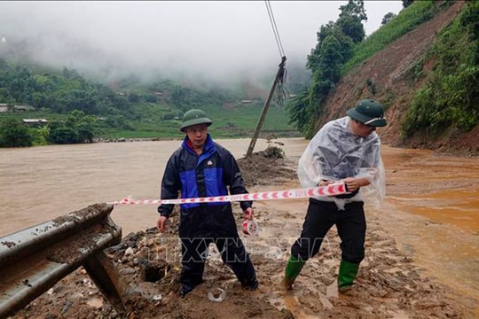 Bắc Bộ có mưa rào và dông, nguy cơ lũ, sạt lở đất vùng núi