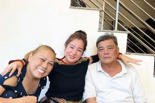 Ca sĩ Siu Black sắp làm đám cưới với cựu cầu thủ bóng chuyền