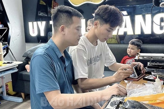 Cán bộ Đoàn giúp đỡ nhiều thanh niên học nghề