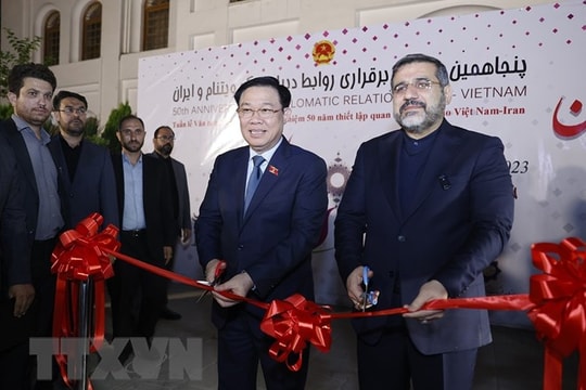 Chủ tịch Quốc hội dự khai mạc Tuần lễ Văn hóa Việt Nam tại Iran