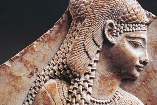 Tranh cãi về hình dáng của nữ hoàng Ai Cập Cleopatra