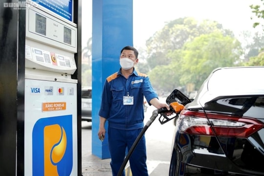 Giá xăng được dự báo giảm, giá dầu có thể tăng từ chiều nay 11.8