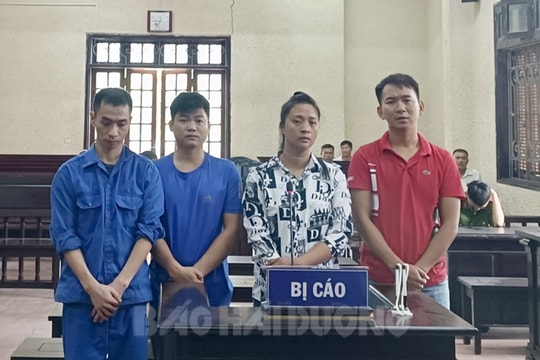4 đối tượng lĩnh án vì cá độ bóng đá