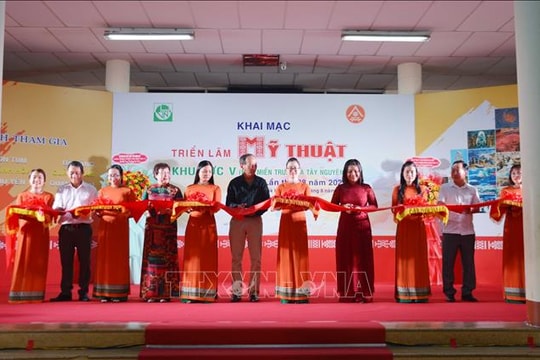 180 tác phẩm trưng bày tại triển lãm mỹ thuật khu vực Nam miền Trung và Tây Nguyên