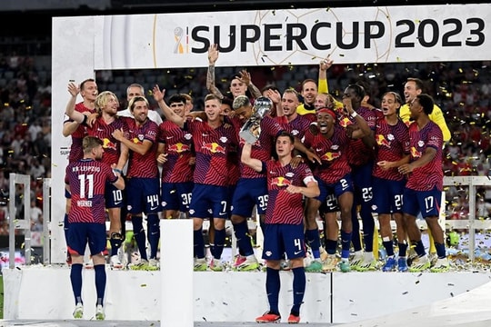 Bayern thua đậm ở trận tranh Siêu cúp, Kane lỡ hẹn với danh hiệu