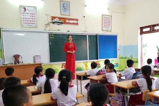 Giáo viên cả nước mong sớm bỏ thi thăng hạng chức danh để chuyên tâm vào dạy học