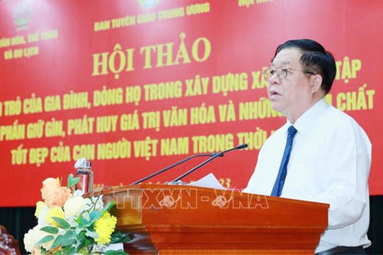 Gia đình, dòng họ góp phần phát triển văn hóa, con người Việt Nam