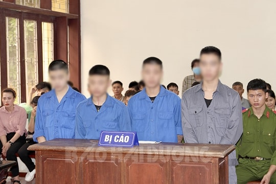 4 thiếu niên cướp xe máy lĩnh án