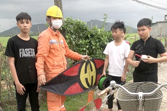 Kinh Môn giảm 9 sự cố lưới điện do thả diều