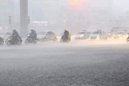 Các tỉnh, thành phố khu vực Bắc Bộ và Thanh Hóa ứng phó với mưa lớn cục bộ