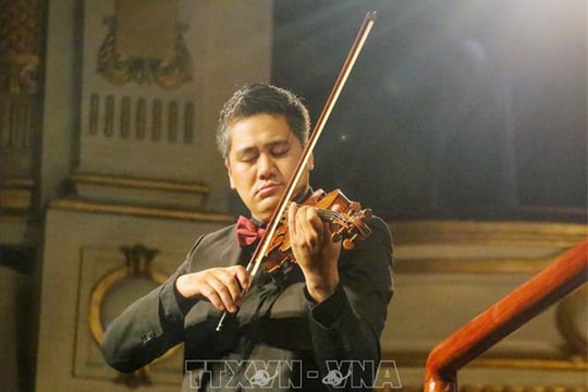 Nghệ sĩ Bùi Công Duy và khách mời trình diễn 5 bản concerto nổi tiếng thế giới