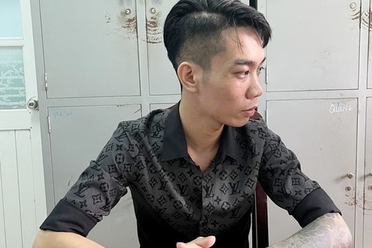 Đối tượng chặn ô tô, đâm tử vong thanh niên sau tiệc sinh nhật ra đầu thú