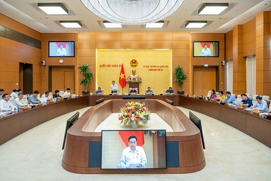Đại biểu Quốc hội chuyên trách sẽ thảo luận 9 dự án luật