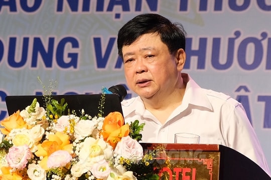 Đổi mới nội dung và phương thức lãnh đạo, quản lý văn học, nghệ thuật trong tình hình mới
