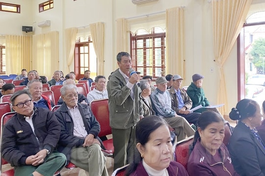 Tất cả người đứng đầu cấp ủy, chính quyền huyện, xã ở Kim Thành đã đối thoại với dân