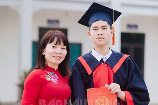 Nam sinh Hải Dương trở thành thủ khoa ngành có điểm chuẩn cao nhất Đại học Bách khoa Hà Nội