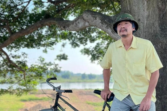 Tuổi 58, Võ Hoài Nam vẫn 'tăng động' ở hậu trường phim 'Món quà của cha'